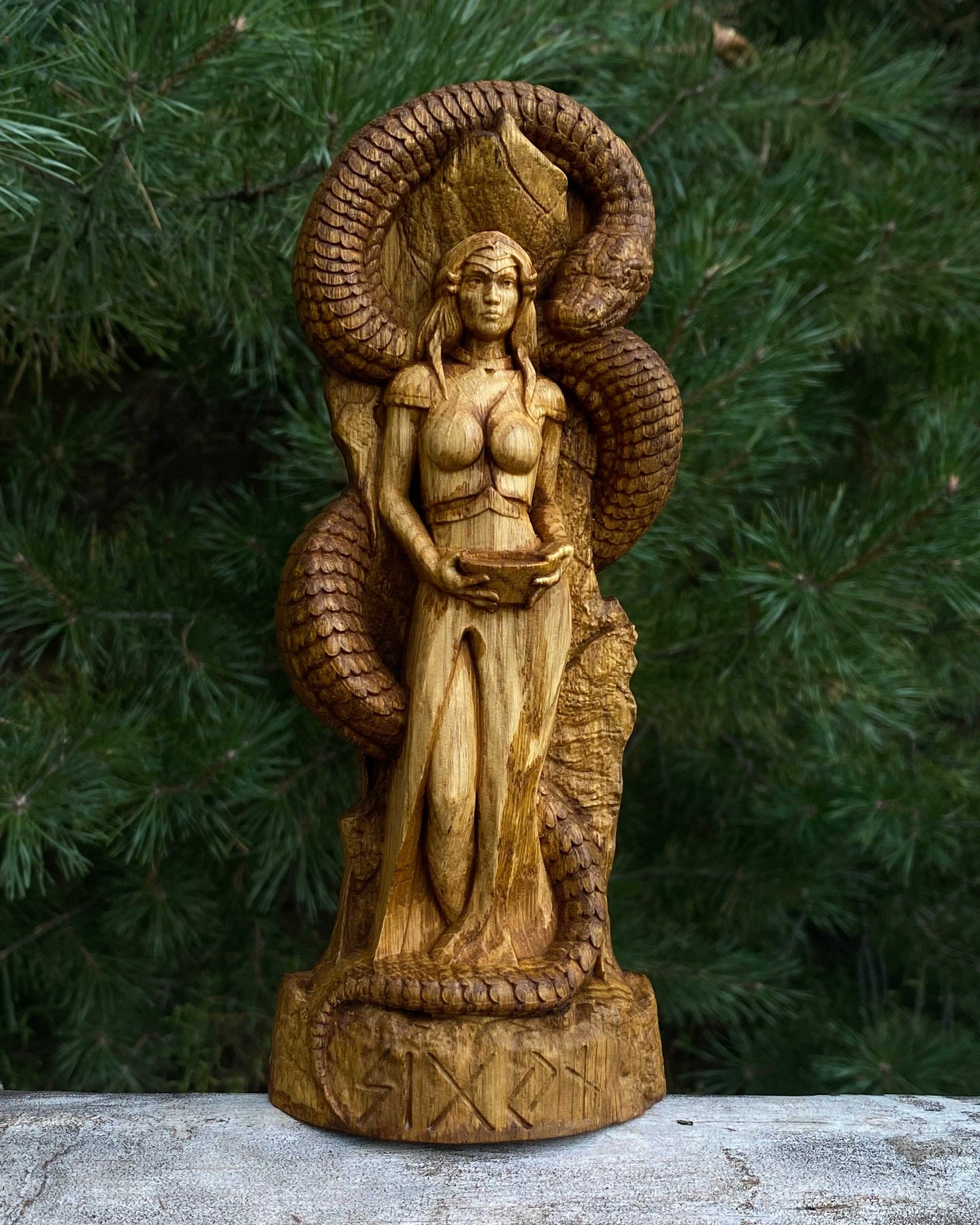 Sigun Viking Goddess Wood Statue