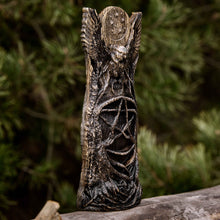 Load image into Gallery viewer, Hecate&#39;s Owl Statue Black
