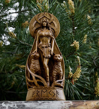 Load image into Gallery viewer, Freya, Goddess viking, Wood carved
